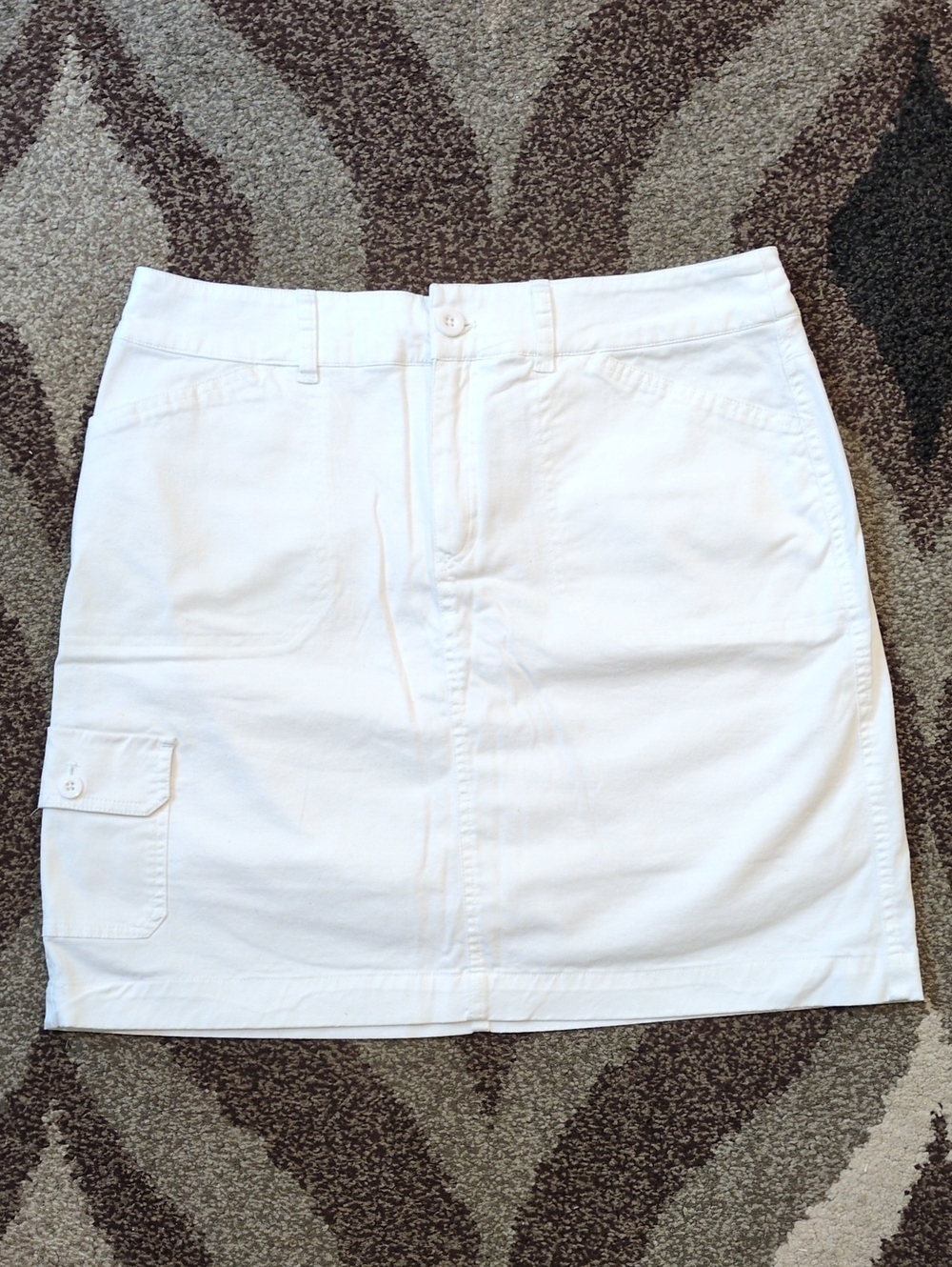 😀❤️Christopher & Banks White Skort with Side Cargo Pocket Women's size 8😀❤️